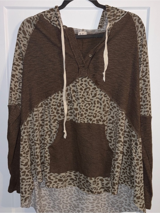 POL Tops - POL Leopard Hoodie